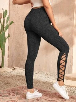 SHEIN Maternity Criss Cross Detail Leggings