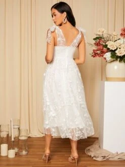 SHEIN Belle Floral Embroidery Tie Shoulder Bustier Schiffy Wedding Dress