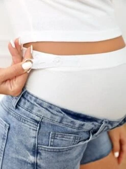 SHEIN Maternity Wideband Waist Raw Hem Denim Shorts -Curated Swimwear 1679275648fc667718eb26722c3fe96c8f89de4007 thumbnail 405x552