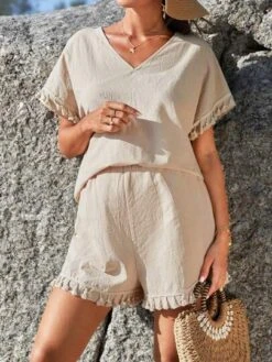 SHEIN Maternity Batwing Sleeve Top & Shorts -Curated Swimwear 16801686768436986a1a07b1a415ffc30ccd84251d thumbnail 405x552