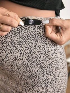 SHEIN Maternity Button Front Nursing Tank Top & Adjustable Waist Allover Print Skirt -Curated Swimwear 1681091774c916f510c381dbd0f06d32cd2842d52a thumbnail 405x552