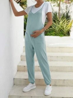 SHEIN Maternity Solid Dual Pocket Overall Jumpsuit Without Tee -Curated Swimwear 168113775916baa206ff2542b49ae9a2d60fbbbc91 thumbnail 405x552
