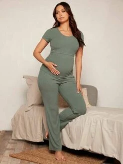 SHEIN Maternity Solid Nursing Tee & Pants Set -Curated Swimwear 1681804483601870e29965e0b4b15c01ae32d314c6 thumbnail 405x552