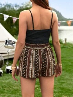 SHEIN Maternity Solid Cami Top & Ditsy Floral Shorts -Curated Swimwear 168199716349512a41f75216fff530bd5a2eb61576 thumbnail 405x552