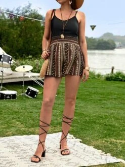 SHEIN Maternity Solid Cami Top & Ditsy Floral Shorts -Curated Swimwear 16819971720f44e522c862811c930b33cc52924b55 thumbnail 405x552