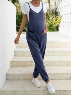 SHEIN Maternity Solid Pocket Patched Pinafore Jumpsuit Without Tee -Curated Swimwear 1683777696710cd2ca1e0eb465730bb06120a07d59 thumbnail 405x552