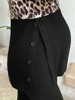 SHEIN Maternity Leopard Print Tee & Adjustable Waist Leggings -Curated Swimwear 1683868673675062f3843ecaa762776ca45e63fb36 thumbnail 405x552