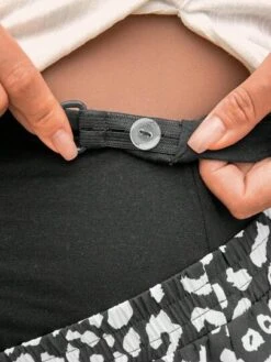 SHEIN Maternity Adjustable Waist Leopard Print Wide Leg Shorts -Curated Swimwear 1684115577869619b1f7534bc1392f1a5df4794eb9 thumbnail 405x552