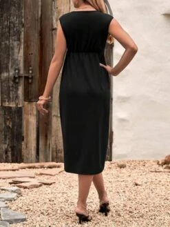 SHEIN Maternity Solid Wrap Hem Dress