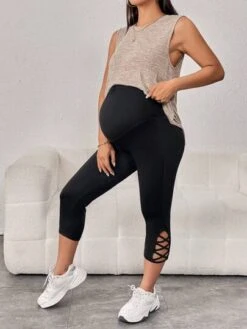 SHEIN Maternity Wide Waistband Criss Cross Hem Capri Leggings -Curated Swimwear 1684986101b0e264d2e4b6f1c1edf4299e53f50bd2 thumbnail 405x552
