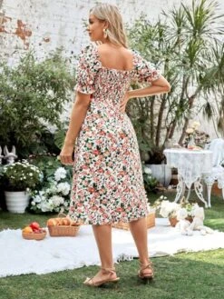 SHEIN Maternity 1pc Allover Floral Print Puff Sleeve Nursing Dress