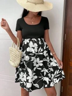 SHEIN Maternity Floral Print Scoop Neck Dress